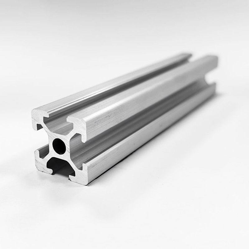 Perfil de aluminio 2020, diseño de ranura en T, acabado anodizado plateado o negro, compatible con accesorios estándar convencionales